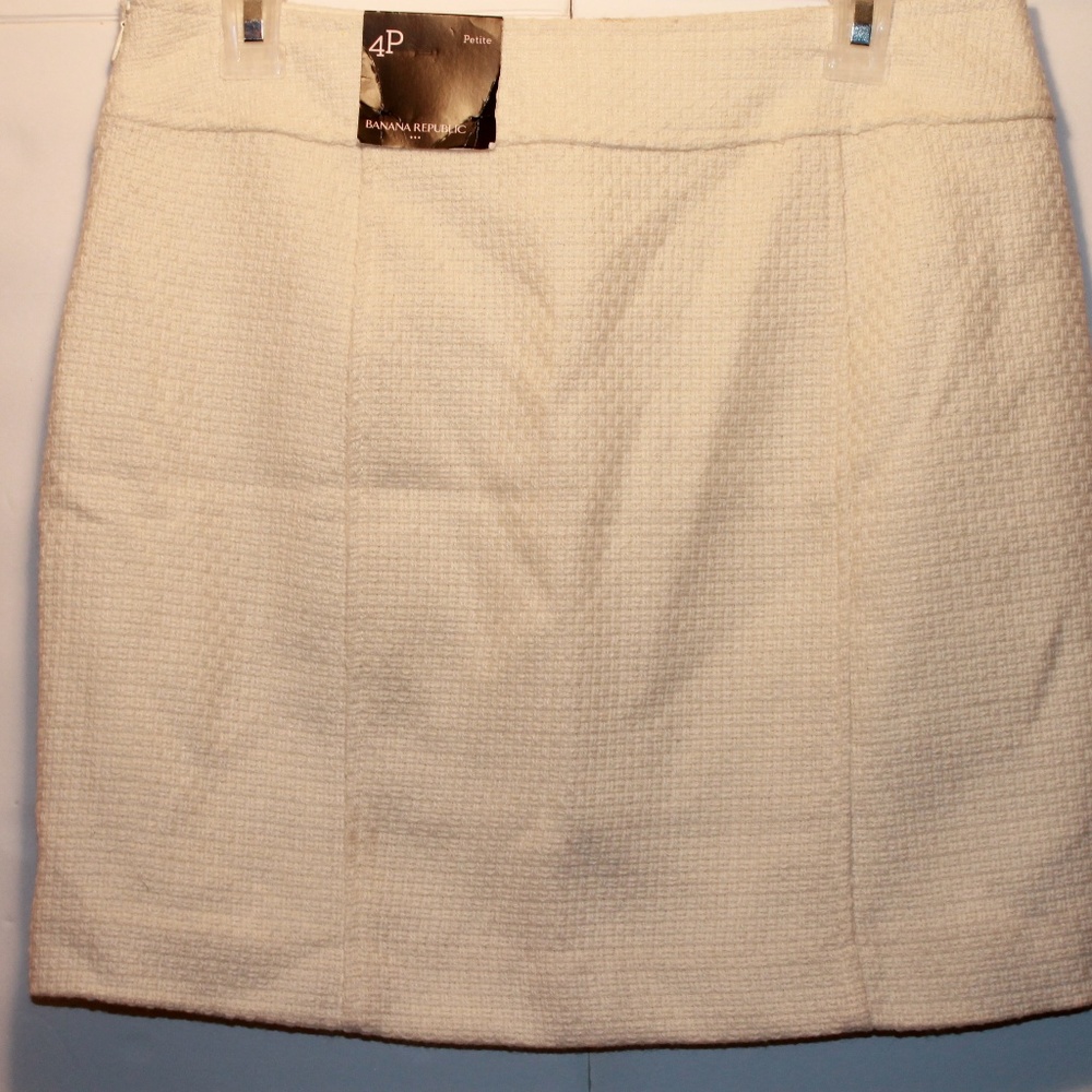 *NWT Banana Republic Women's Size 4 Petite Skirt